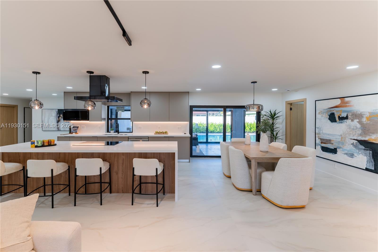 2415 NE 35th Dr Fort Lauderdale, FL 33308