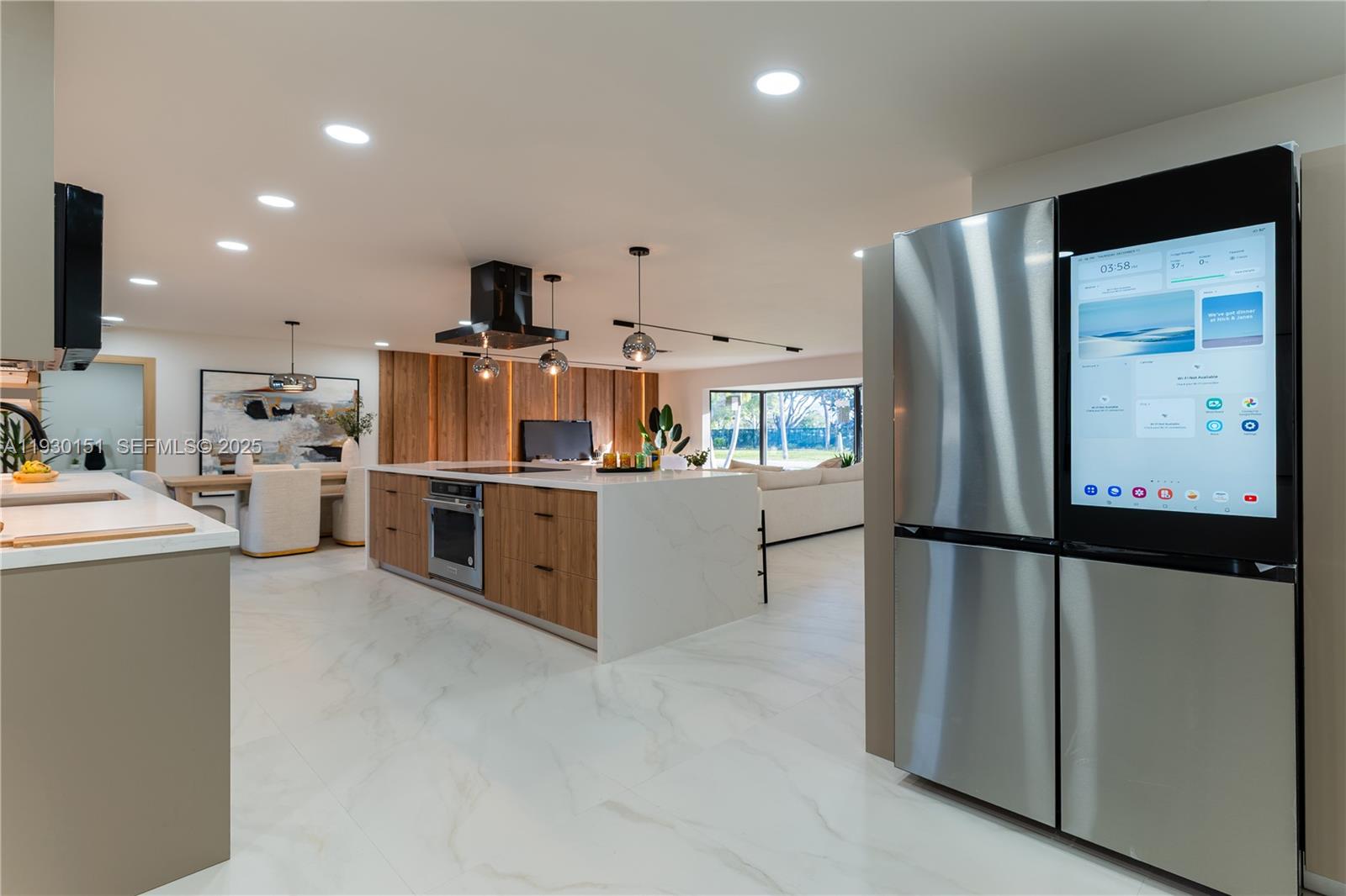 2415 NE 35th Dr Fort Lauderdale, FL 33308