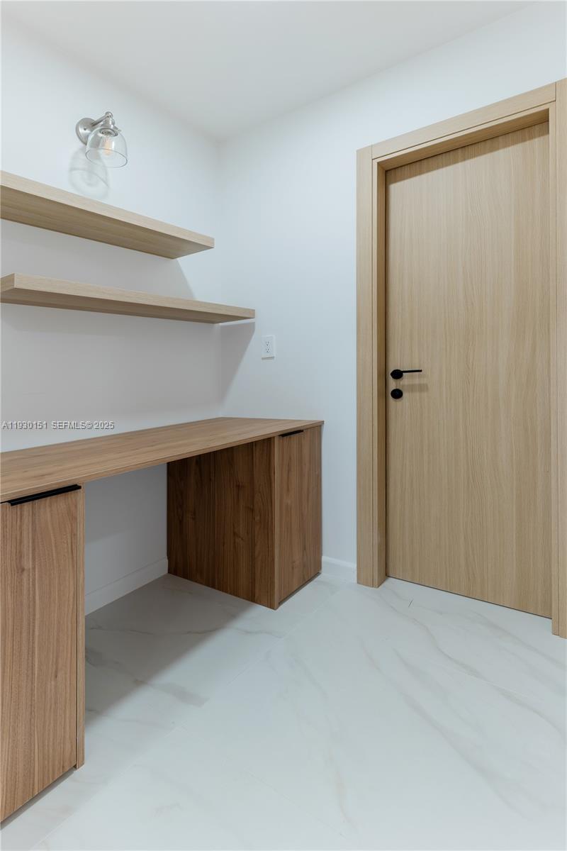 2415 NE 35th Dr Fort Lauderdale, FL 33308