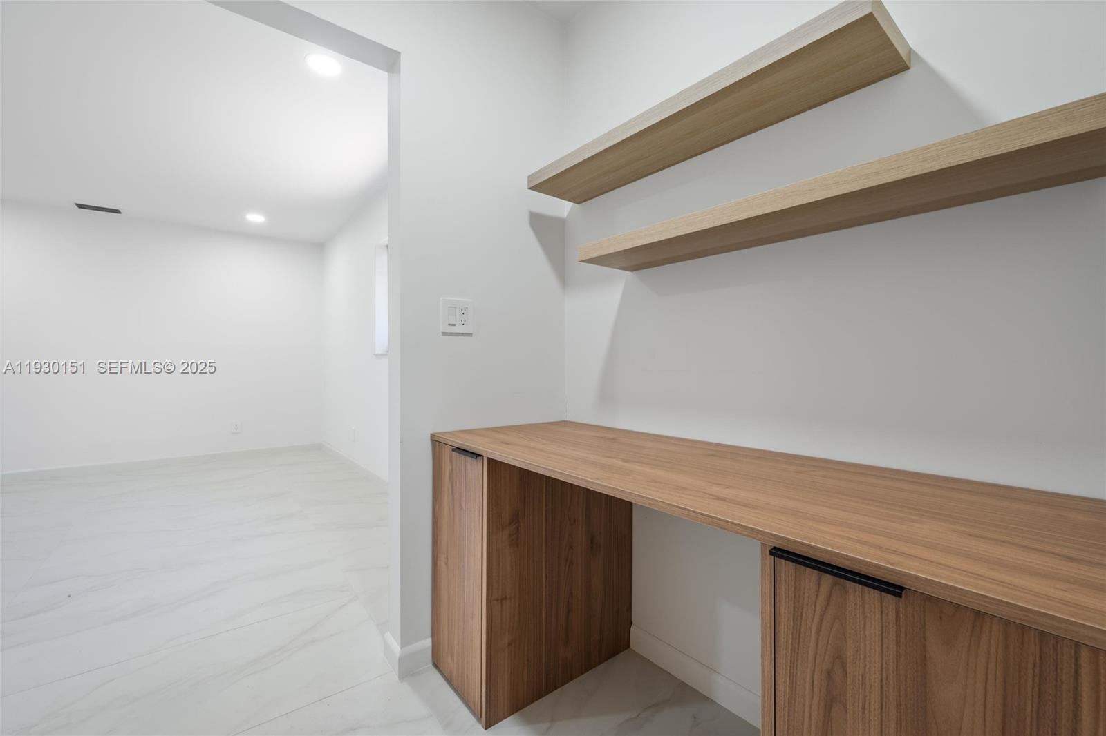 2415 NE 35th Dr Fort Lauderdale, FL 33308