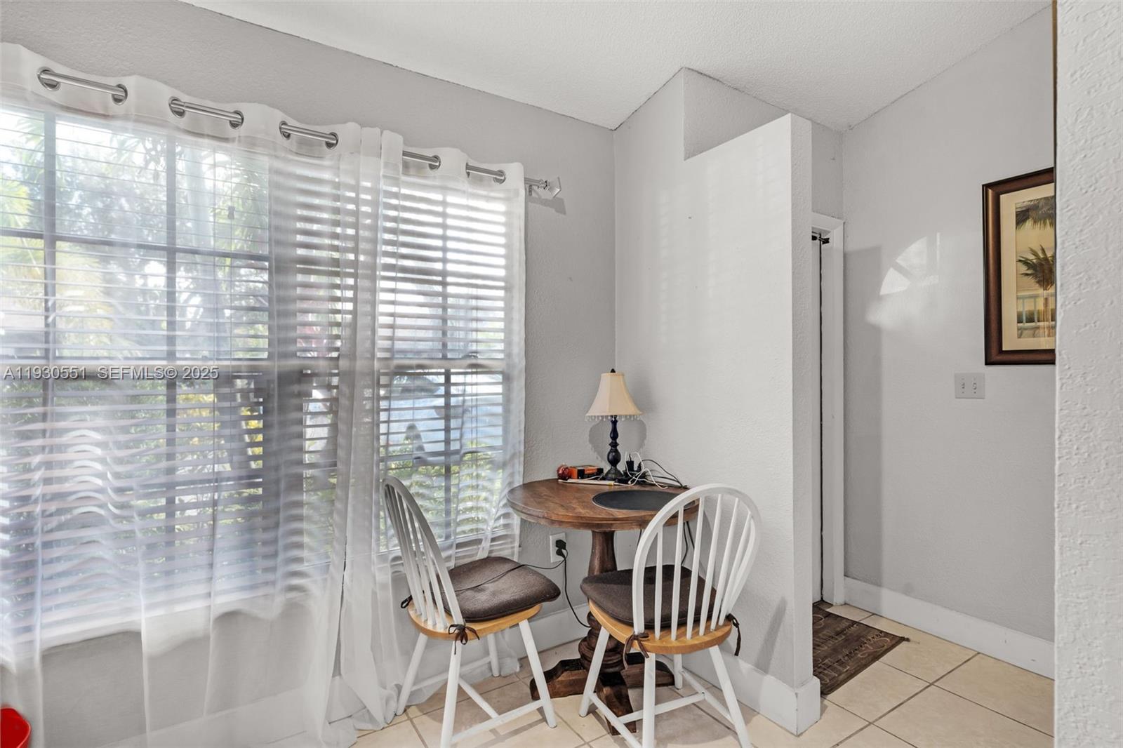 2340 Evergreen Ct Pembroke Pines, FL 33026