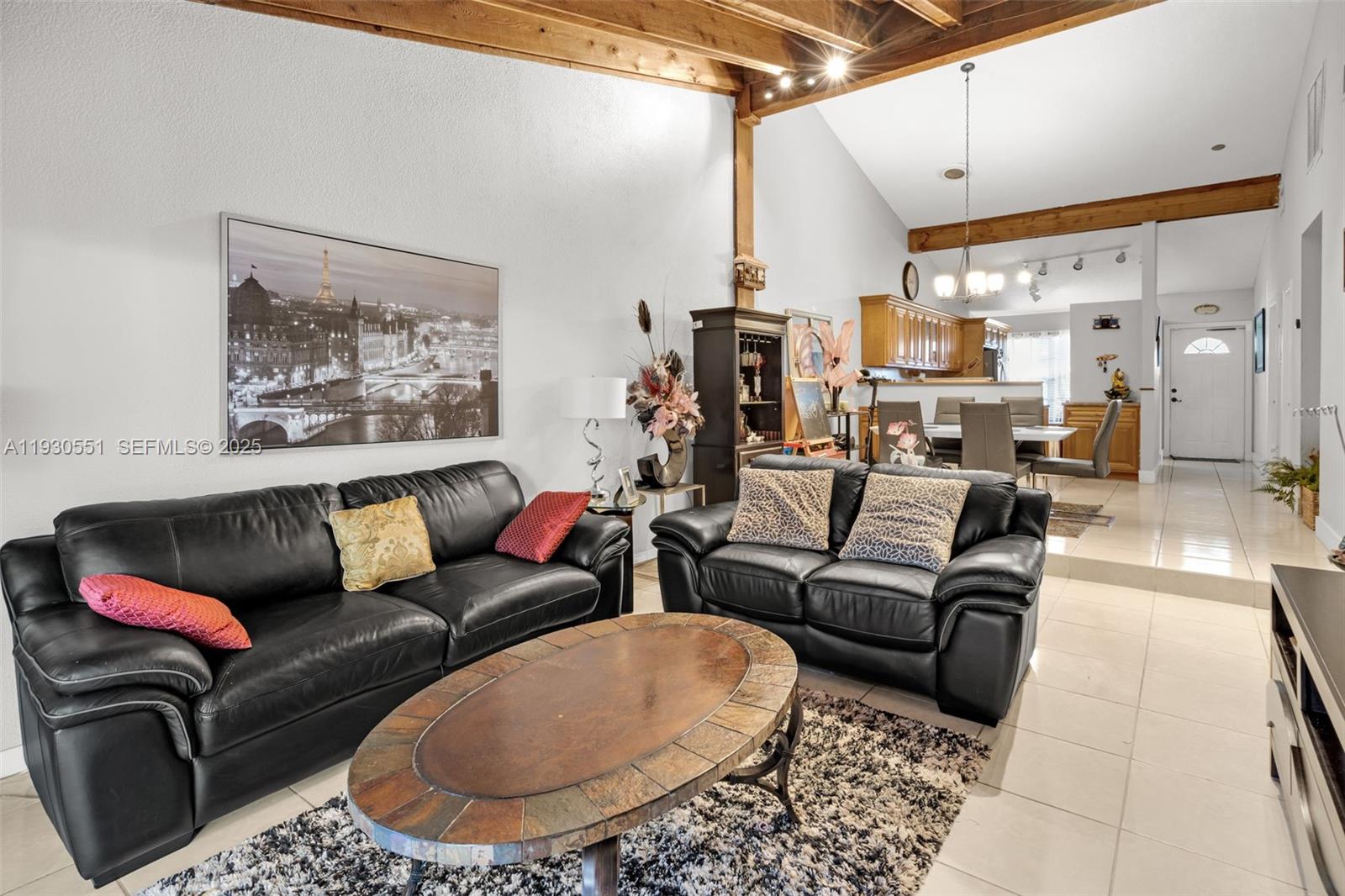 2340 Evergreen Ct Pembroke Pines, FL 33026