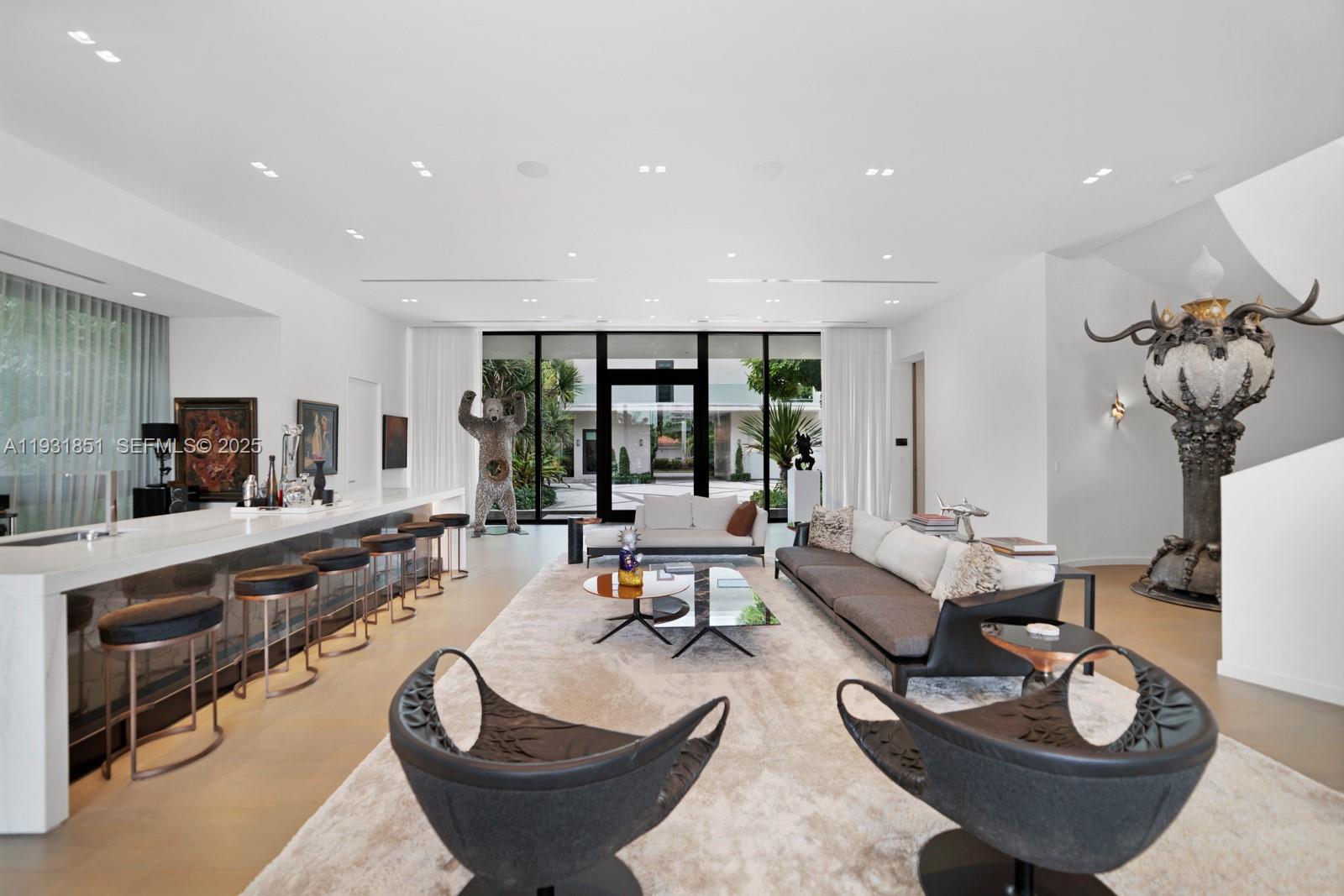 6411 Allison Rd Miami Beach, FL 33141