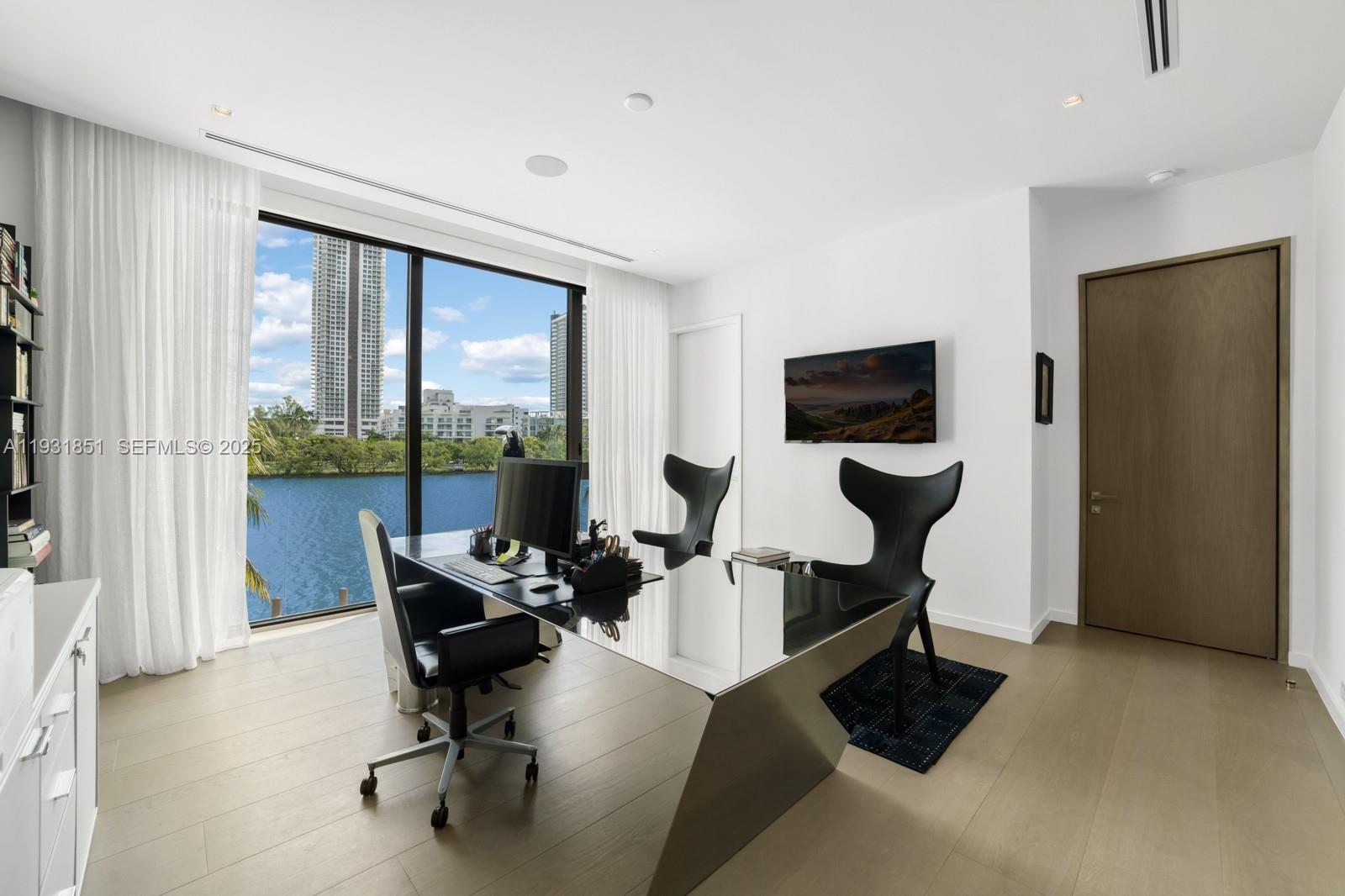 6411 Allison Rd Miami Beach, FL 33141