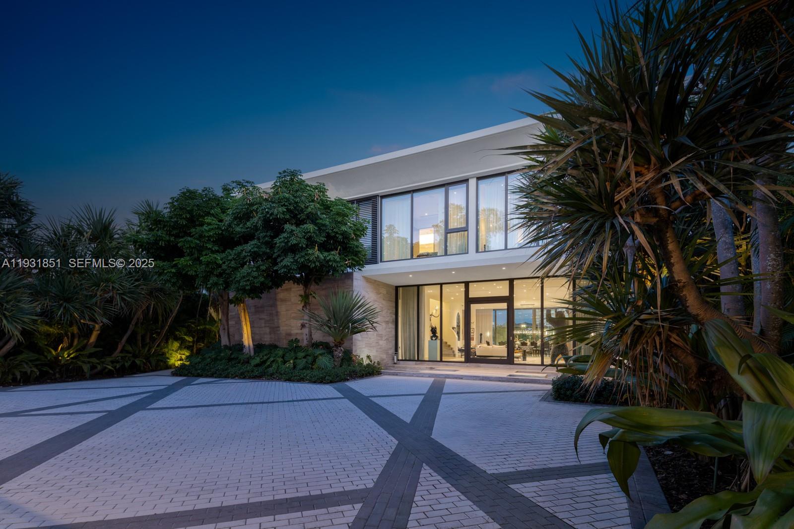 6411 Allison Rd Miami Beach, FL 33141