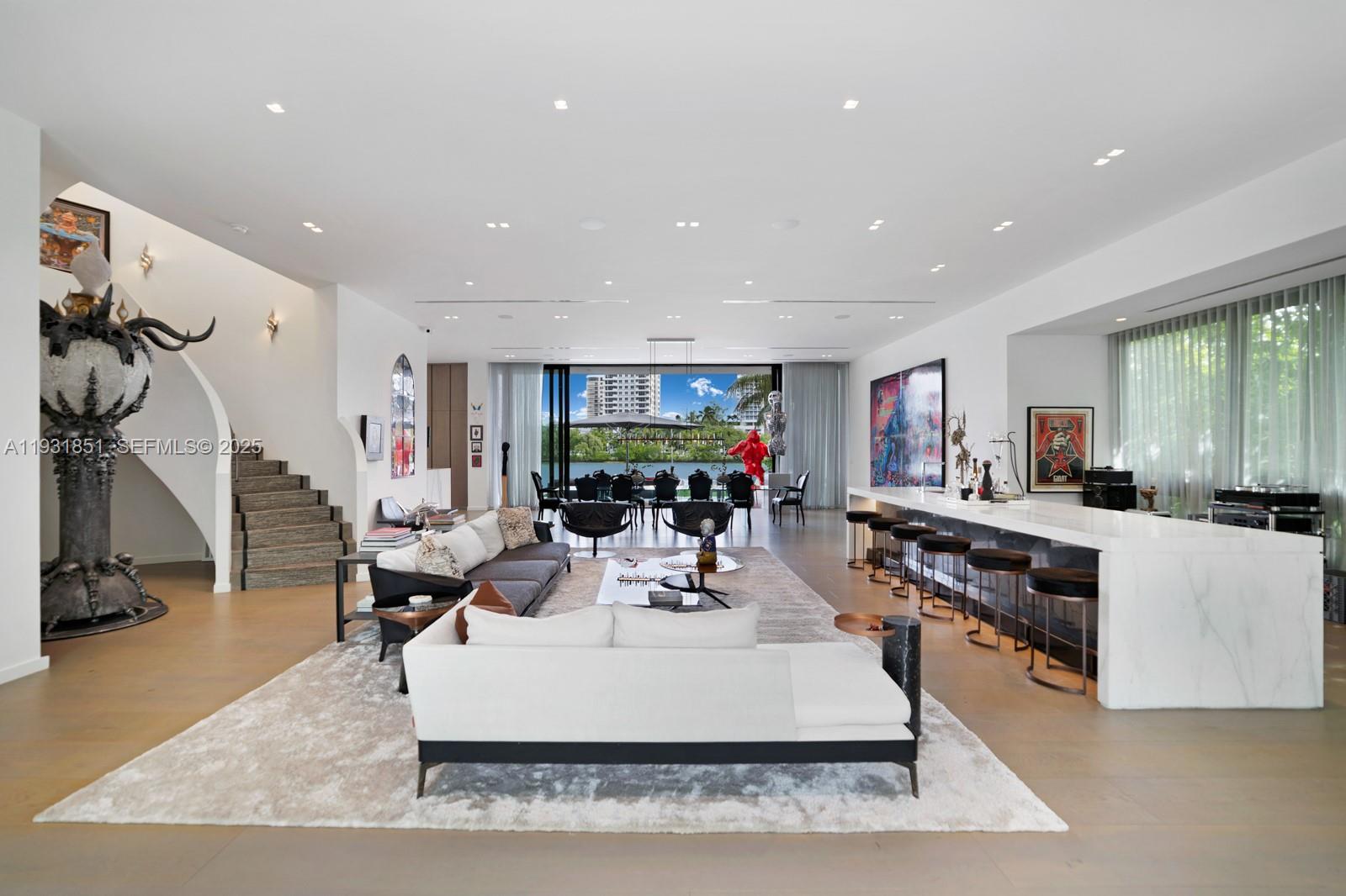 6411 Allison Rd Miami Beach, FL 33141