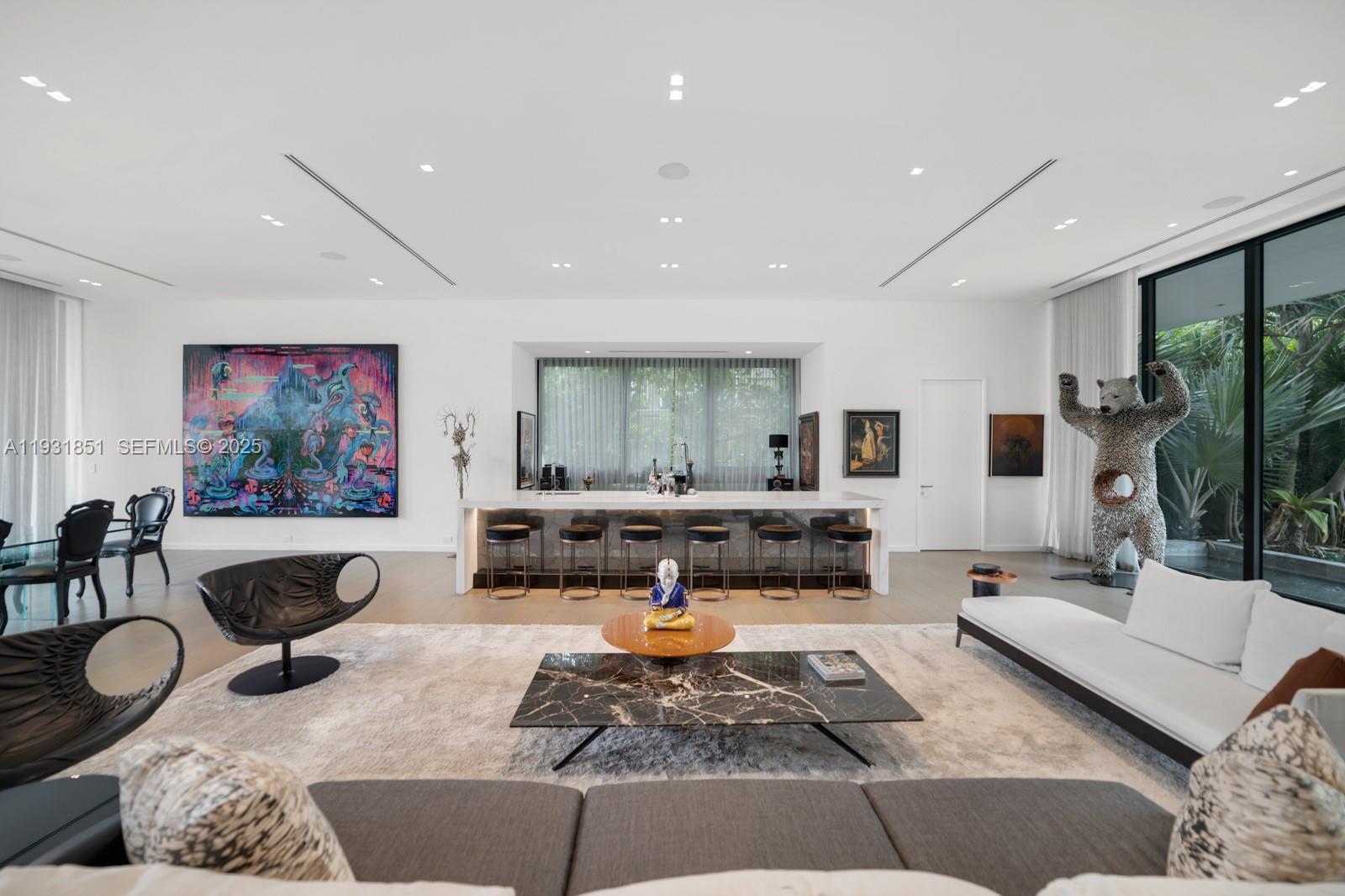 6411 Allison Rd Miami Beach, FL 33141