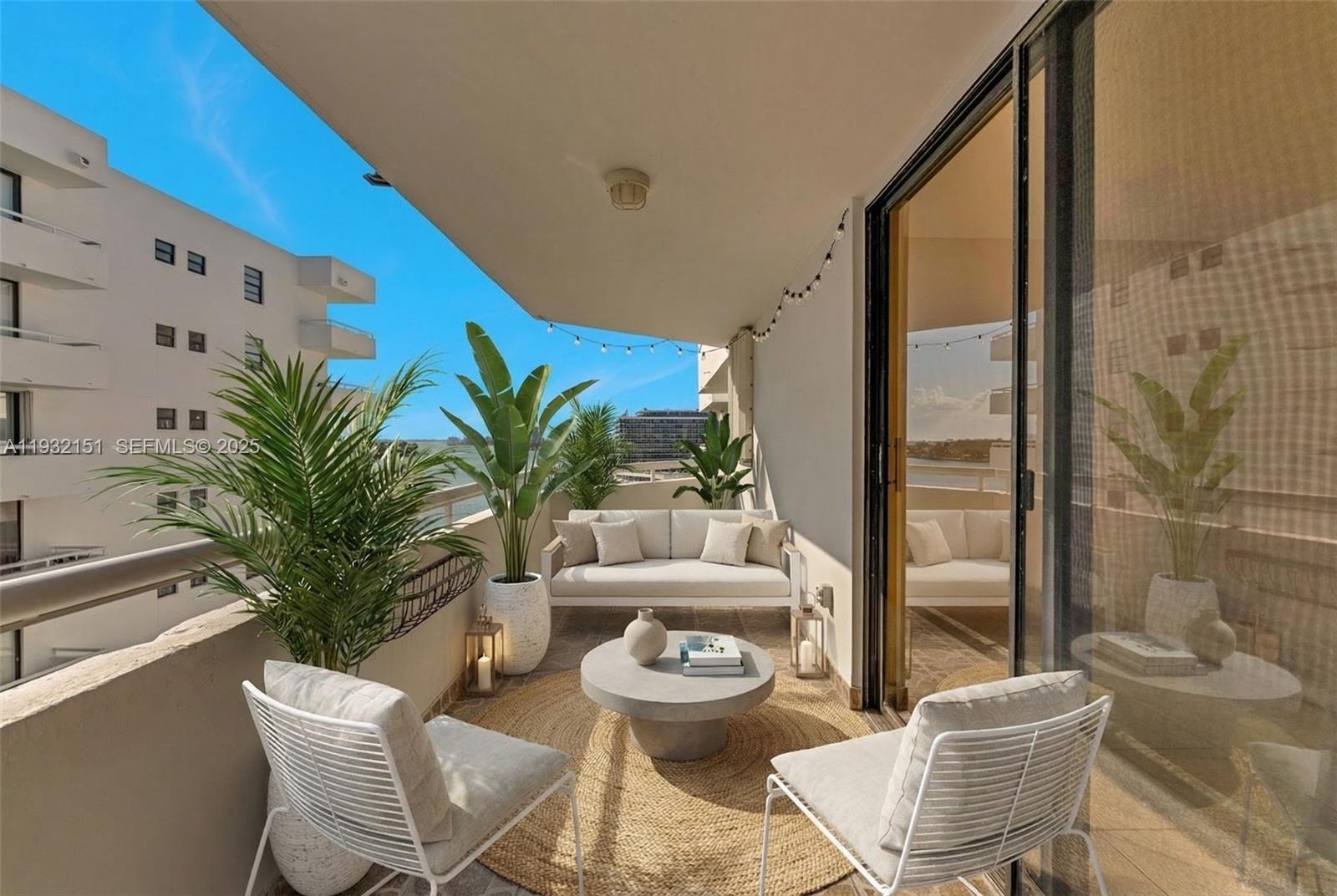 6830 Indian Crk Dr #7B