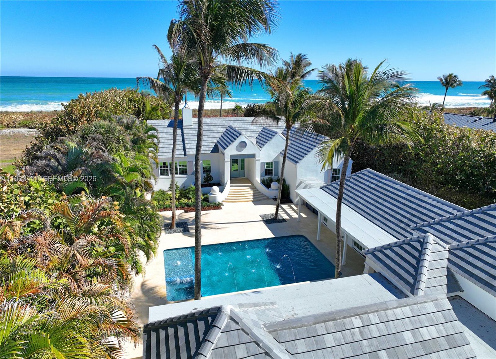 43 N Beach Rd Jupiter Island, FL 33455