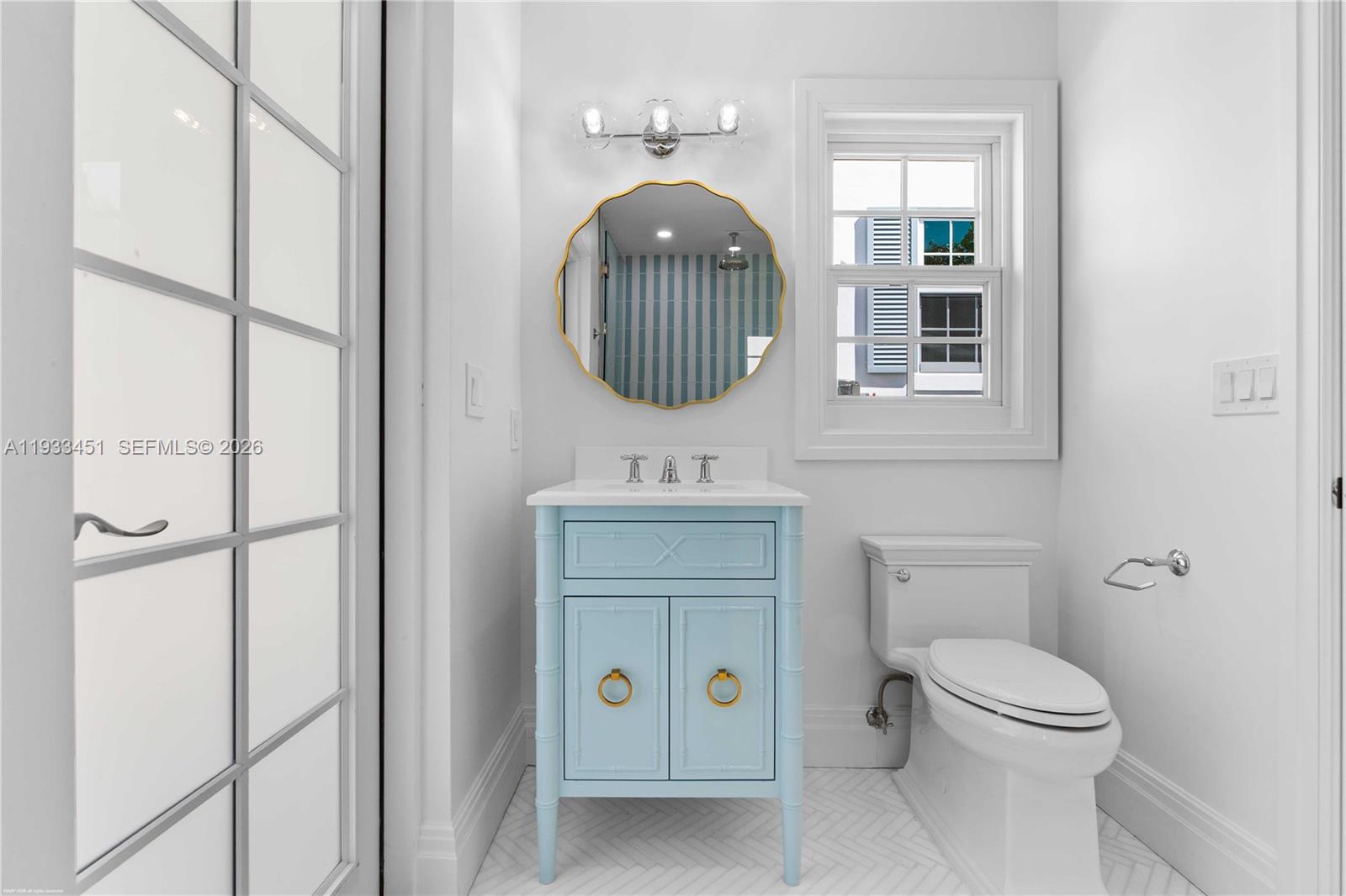 43 N Beach Rd Jupiter Island, FL 33455