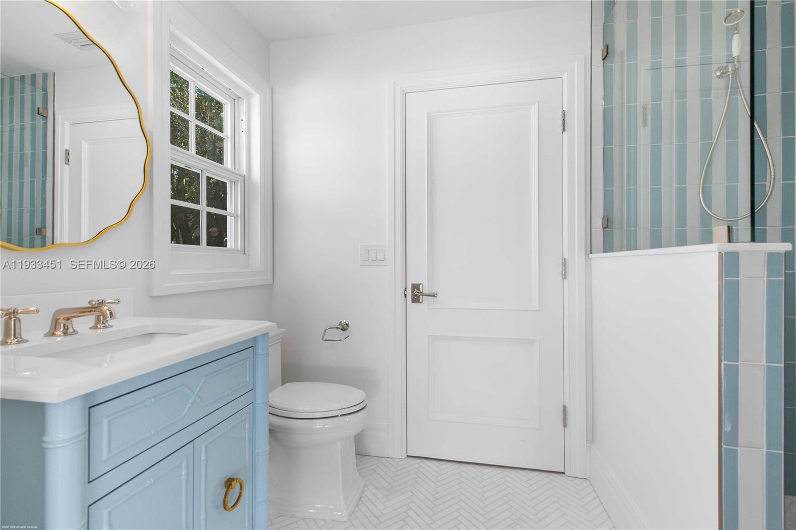 43 N Beach Rd Jupiter Island, FL 33455