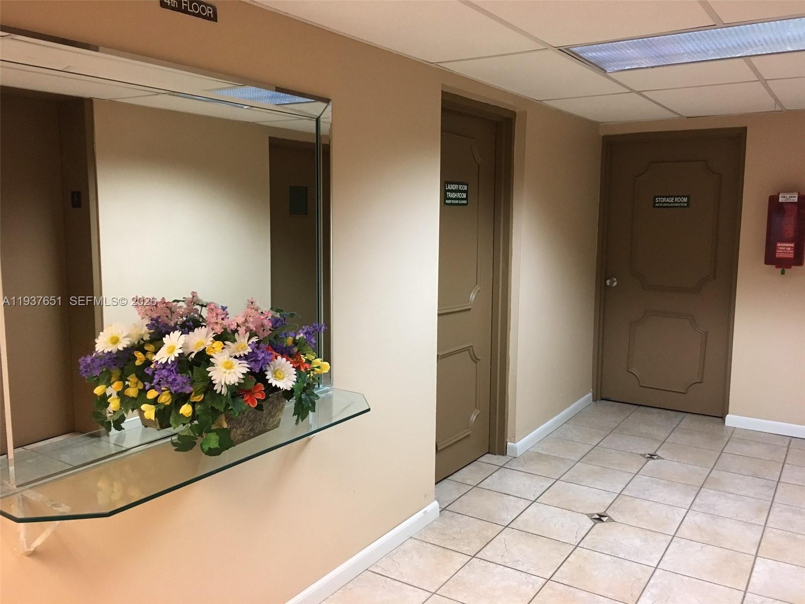 851 Three Iss Blvd #406 Hallandale Beach, FL 33009