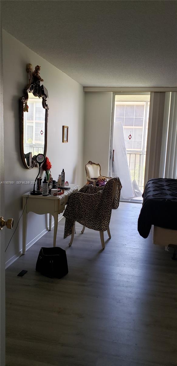 851 Three Iss Blvd #406 Hallandale Beach, FL 33009