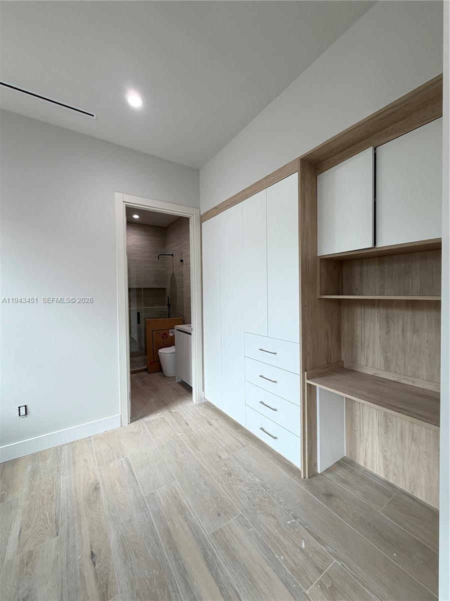 1135 NE 11th Ave Fort Lauderdale, FL 33304