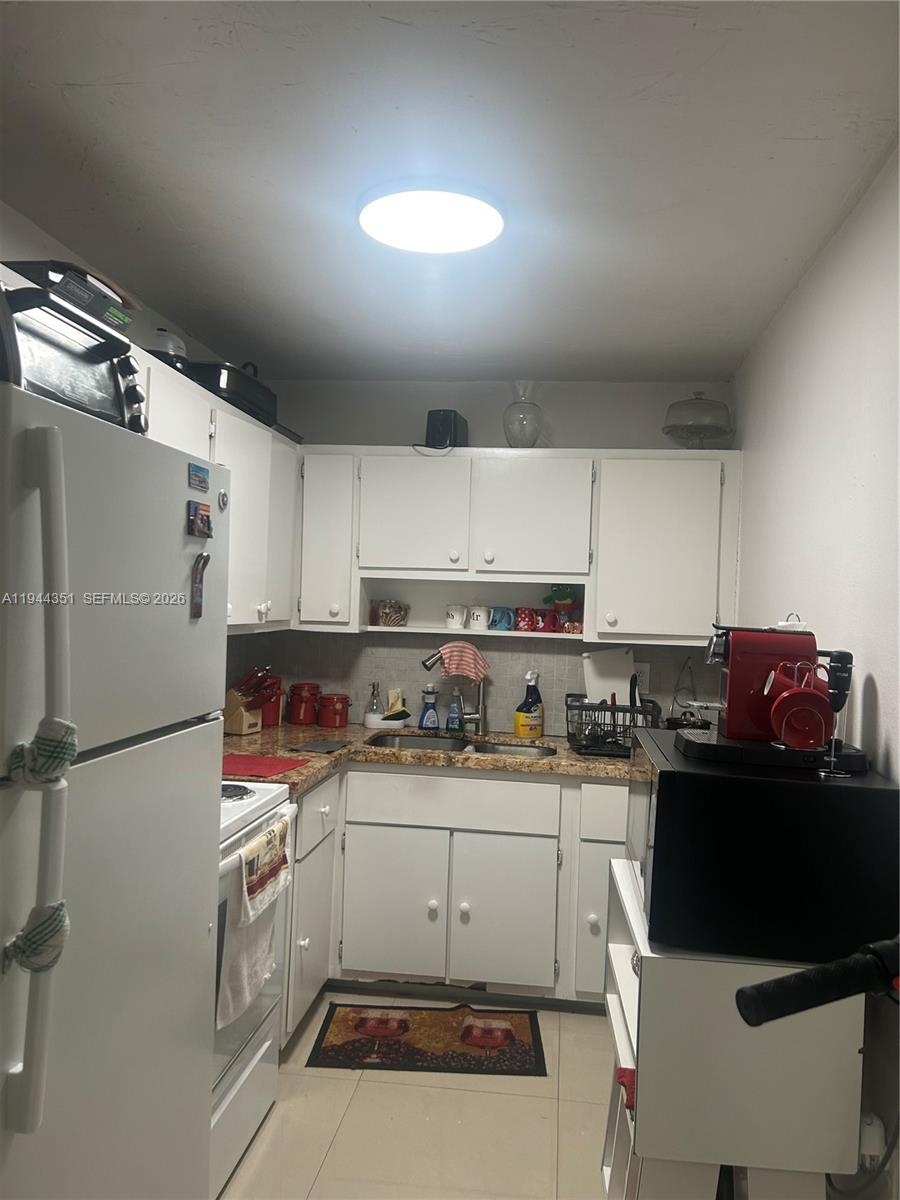 6130 W 19th Ave #210 Hialeah, FL 33012