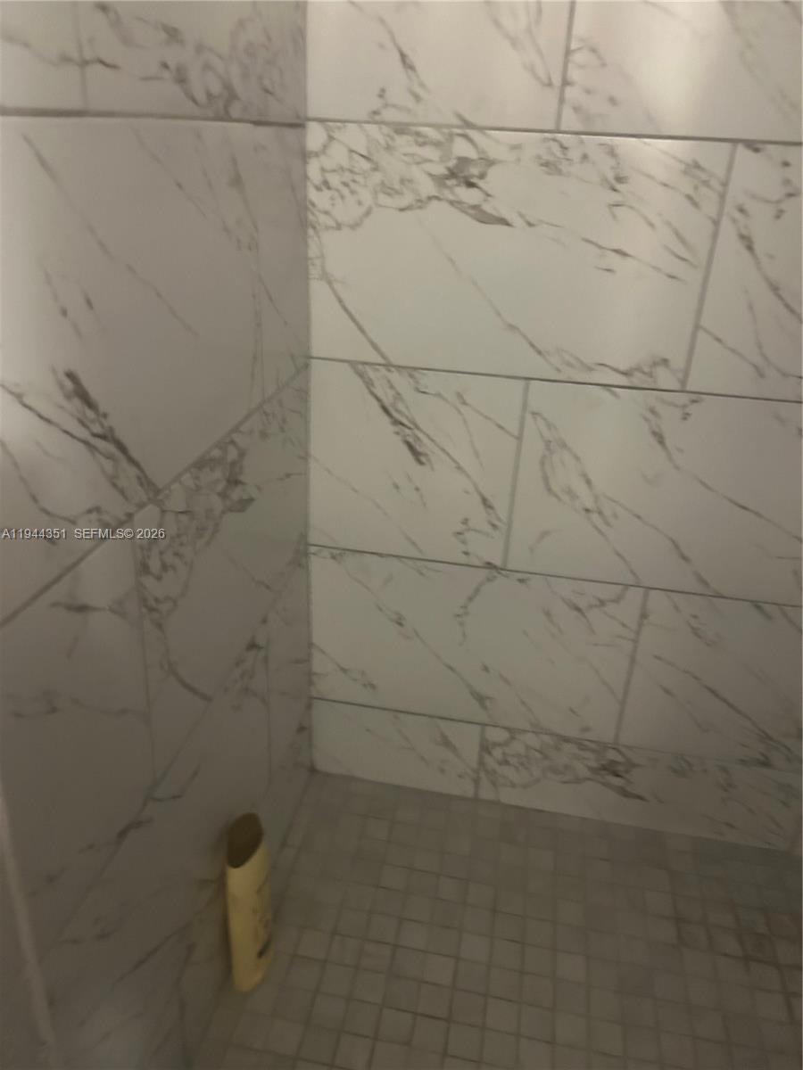 6130 W 19th Ave #210 Hialeah, FL 33012