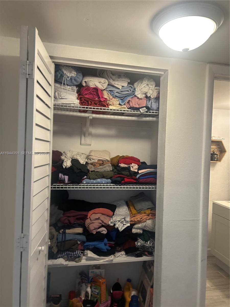 6130 W 19th Ave #210 Hialeah, FL 33012