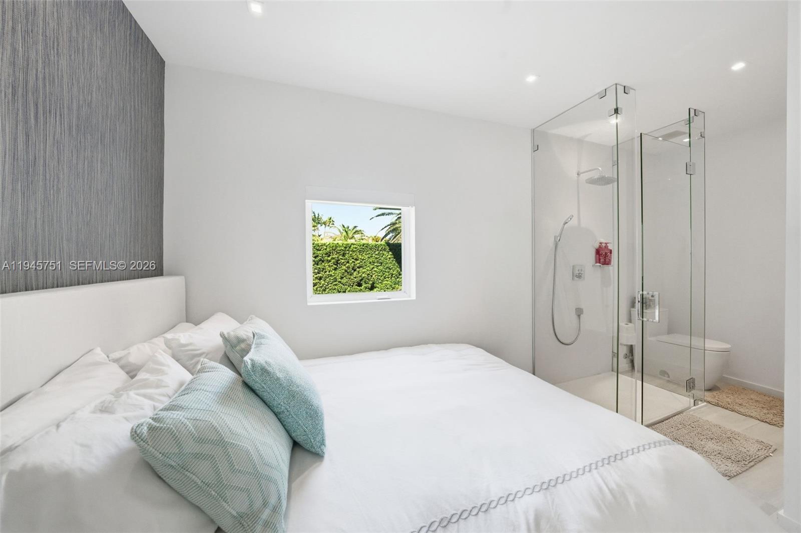 1220 W 21st St Miami Beach, FL 33140