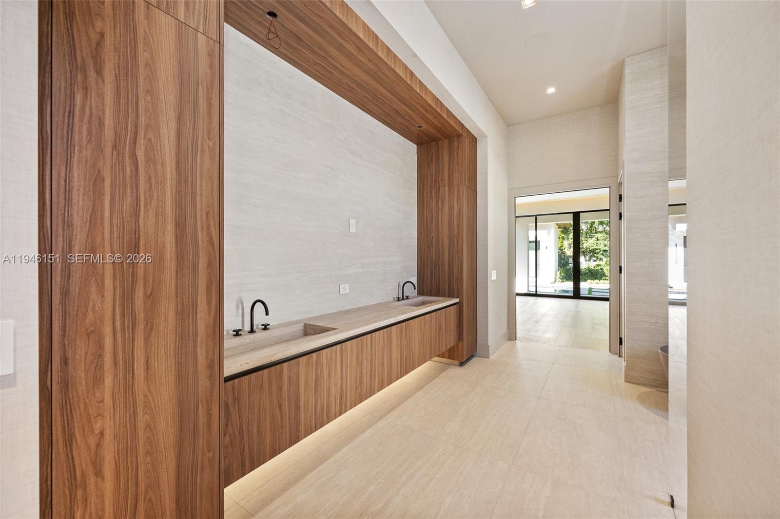 7725 SW 114th St Pinecrest, FL 33156