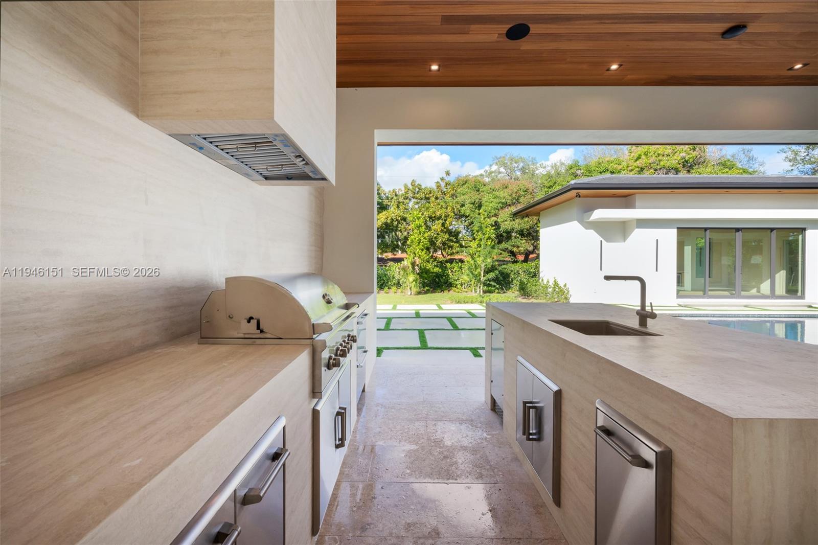 7725 SW 114th St Pinecrest, FL 33156