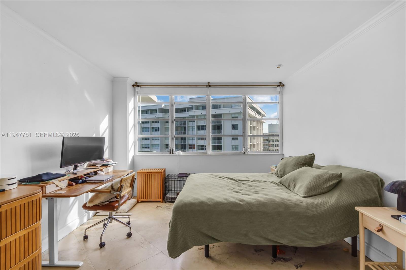 1408 Brickell Bay Dr #1206 Miami, FL 33131