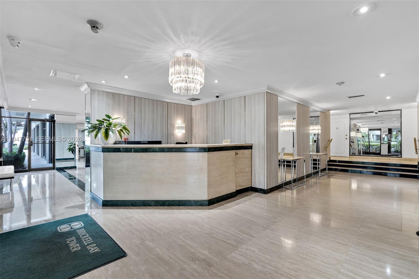 1408 Brickell Bay Dr #1206 Miami, FL 33131