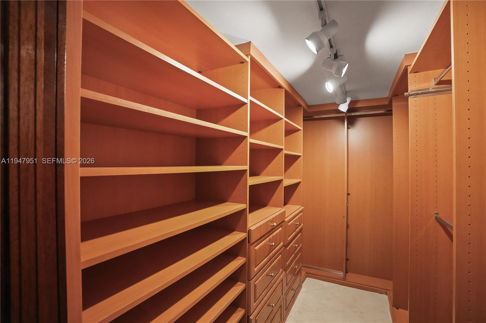 19355 Turnberry Way #25GR Aventura, FL 33180