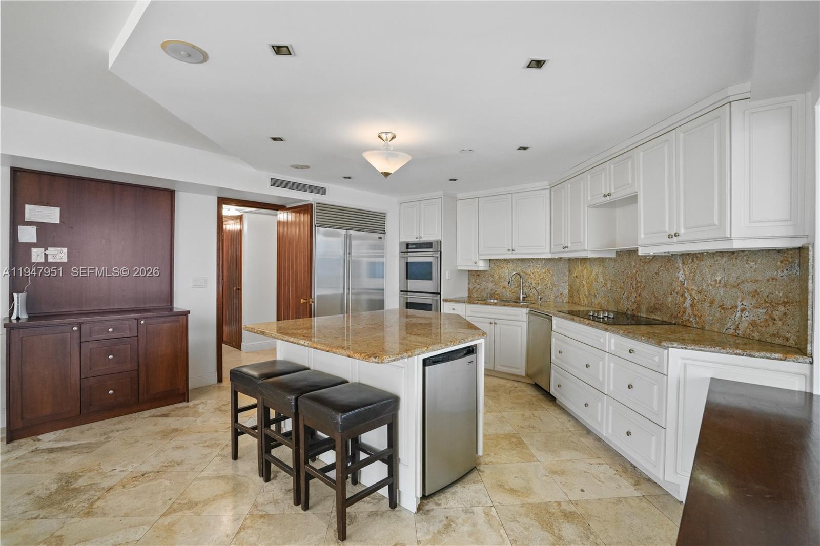 19355 Turnberry Way #25GR Aventura, FL 33180