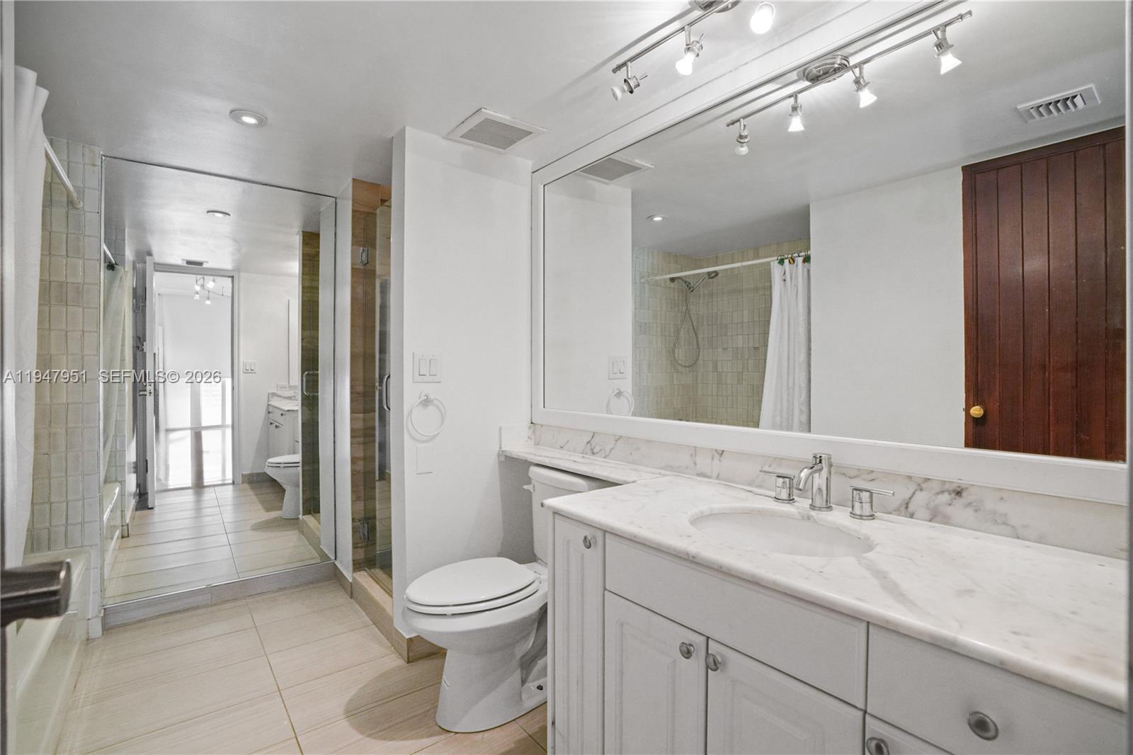 19355 Turnberry Way #25GR Aventura, FL 33180