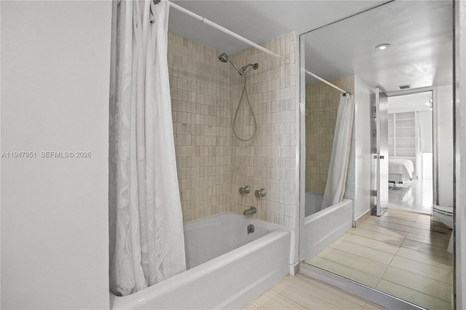 19355 Turnberry Way #25GR Aventura, FL 33180