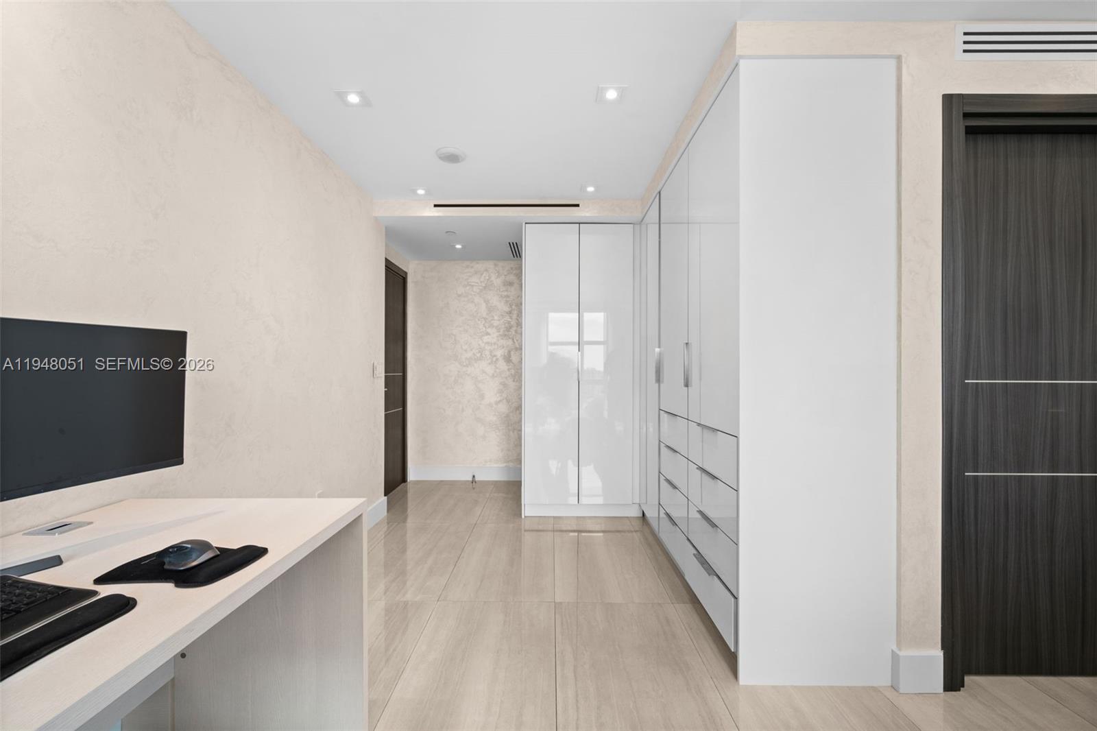 image The Peninsula49