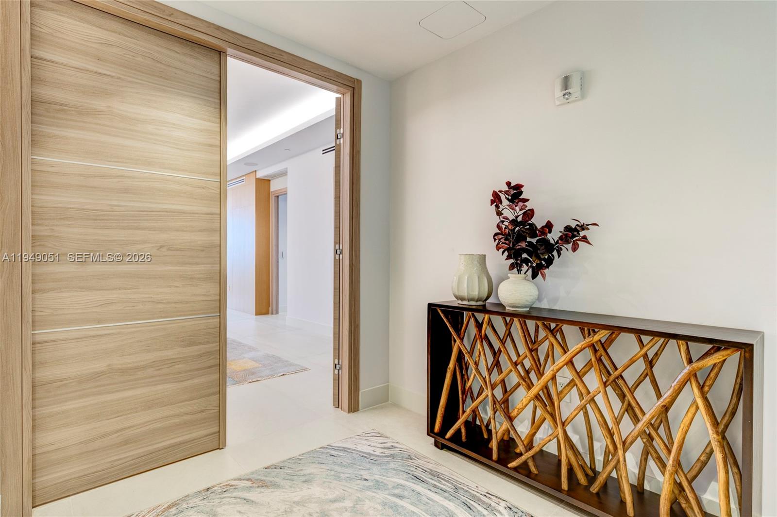 515 Valencia Ave #604