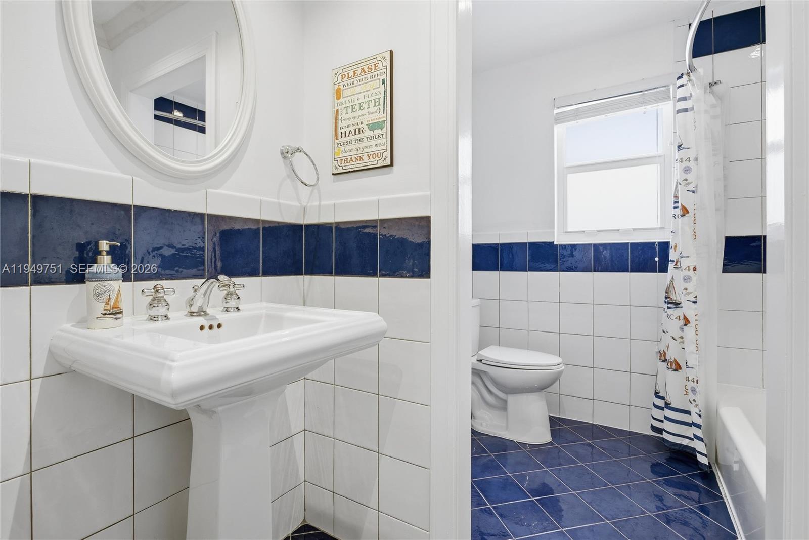 7935 NW 162nd St Miami Lakes, FL 33016