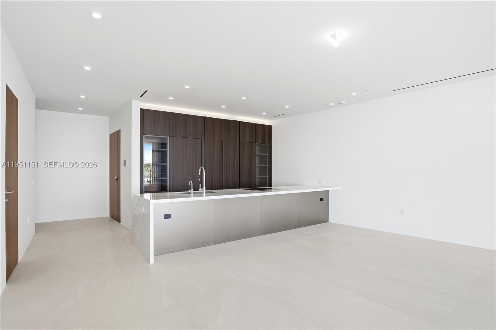 5 Grove Isle #S301 Coconut Grove, FL 33133