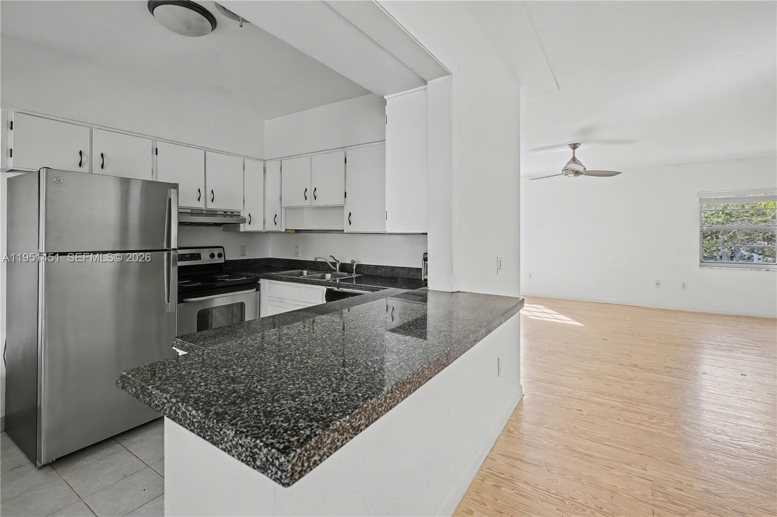 73 Edgewater Dr #3 Coral Gables, FL 33133