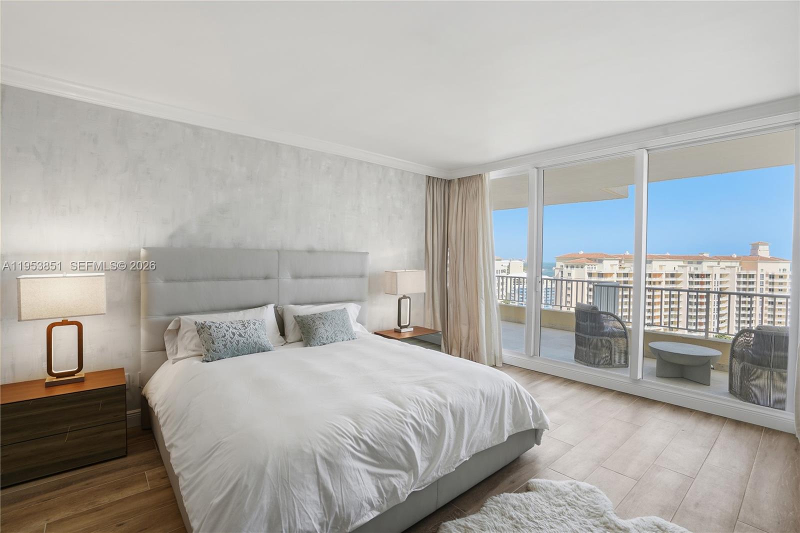 789 Crandon Blvd #1805 Key Biscayne, FL 33149