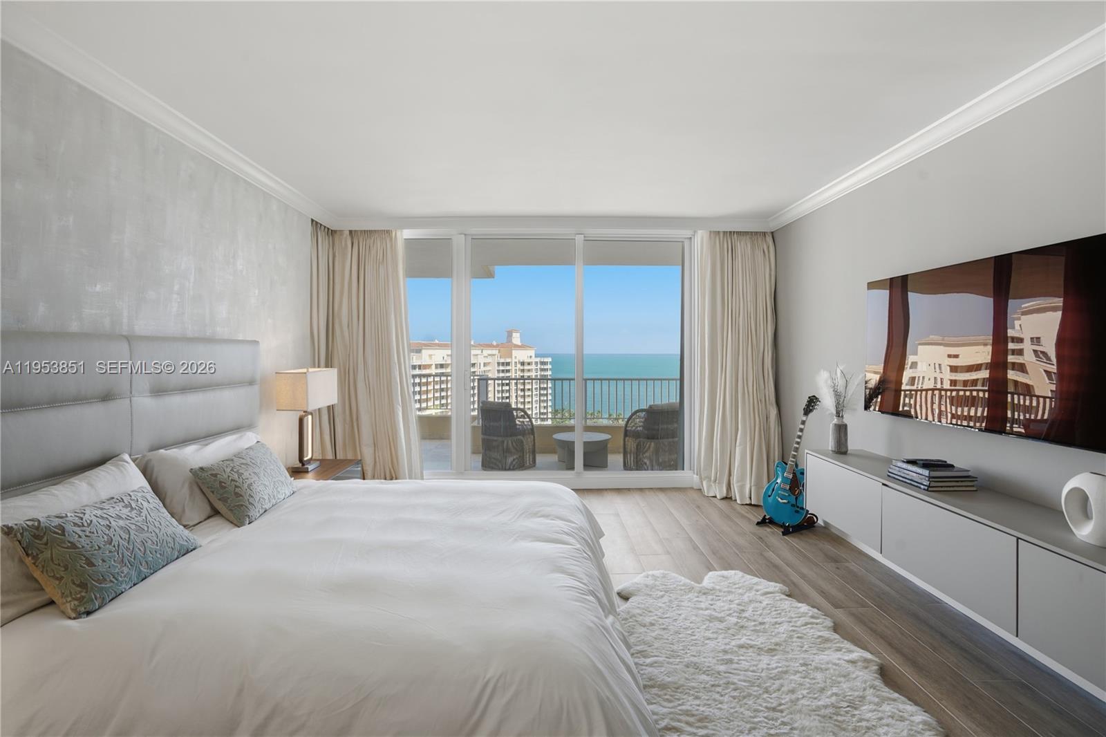 789 Crandon Blvd #1805 Key Biscayne, FL 33149