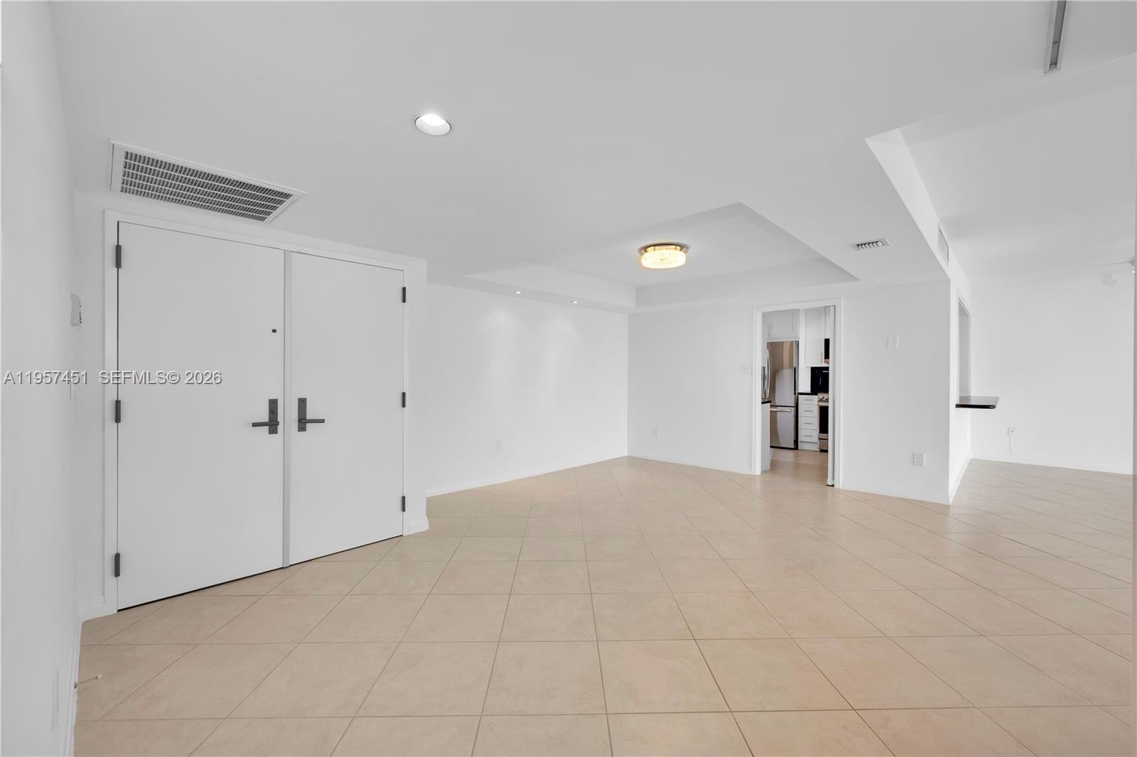 2 Grove Isle Dr #B907 Miami, FL 33133