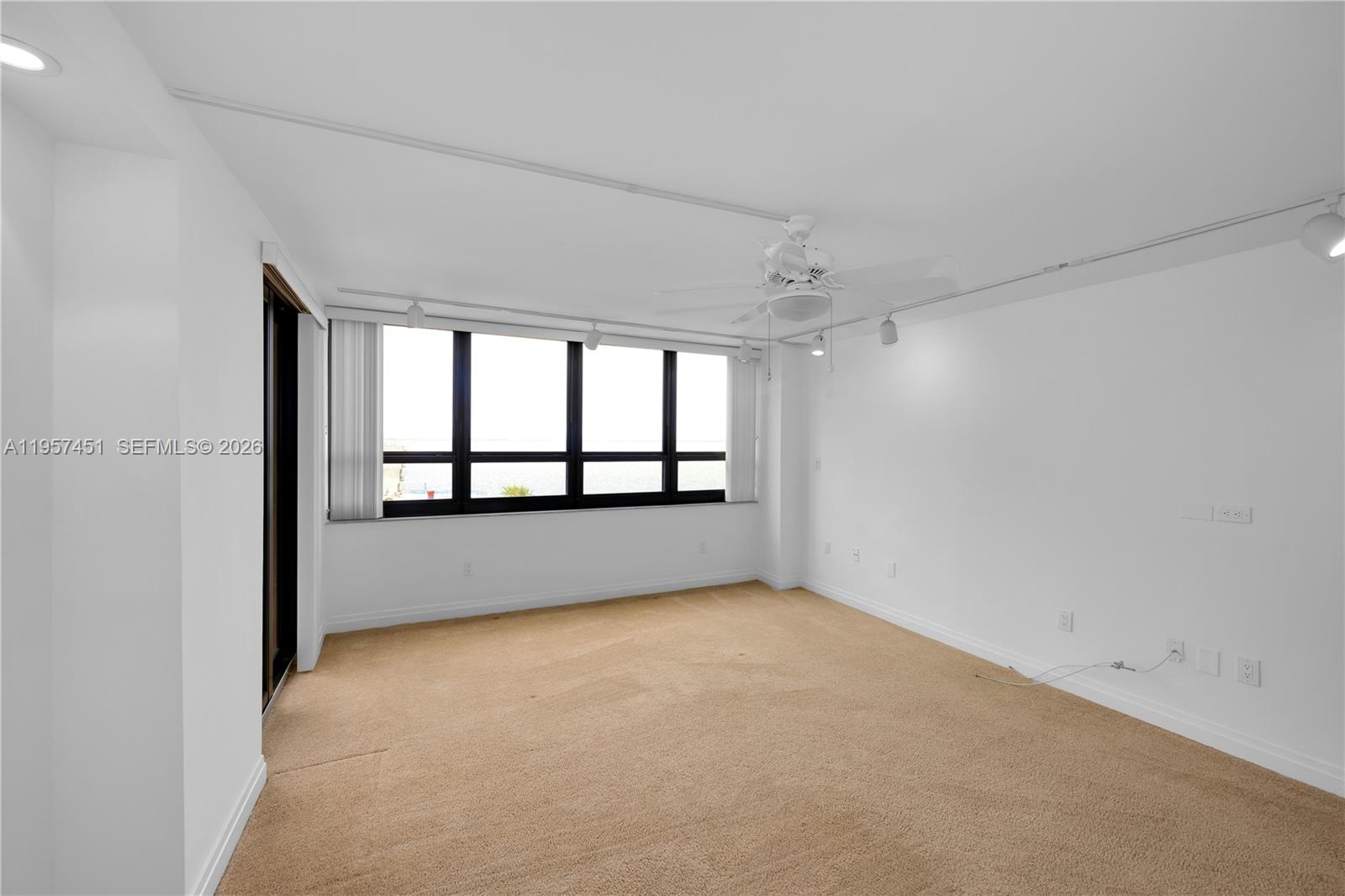 2 Grove Isle Dr #B907 Miami, FL 33133