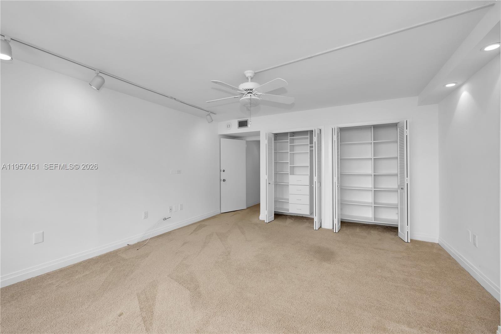 2 Grove Isle Dr #B907 Miami, FL 33133