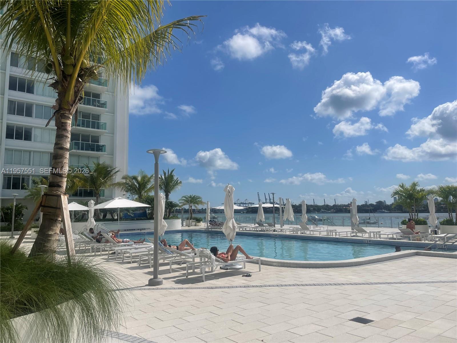 1000 West Ave #906 Miami Beach, FL 33139