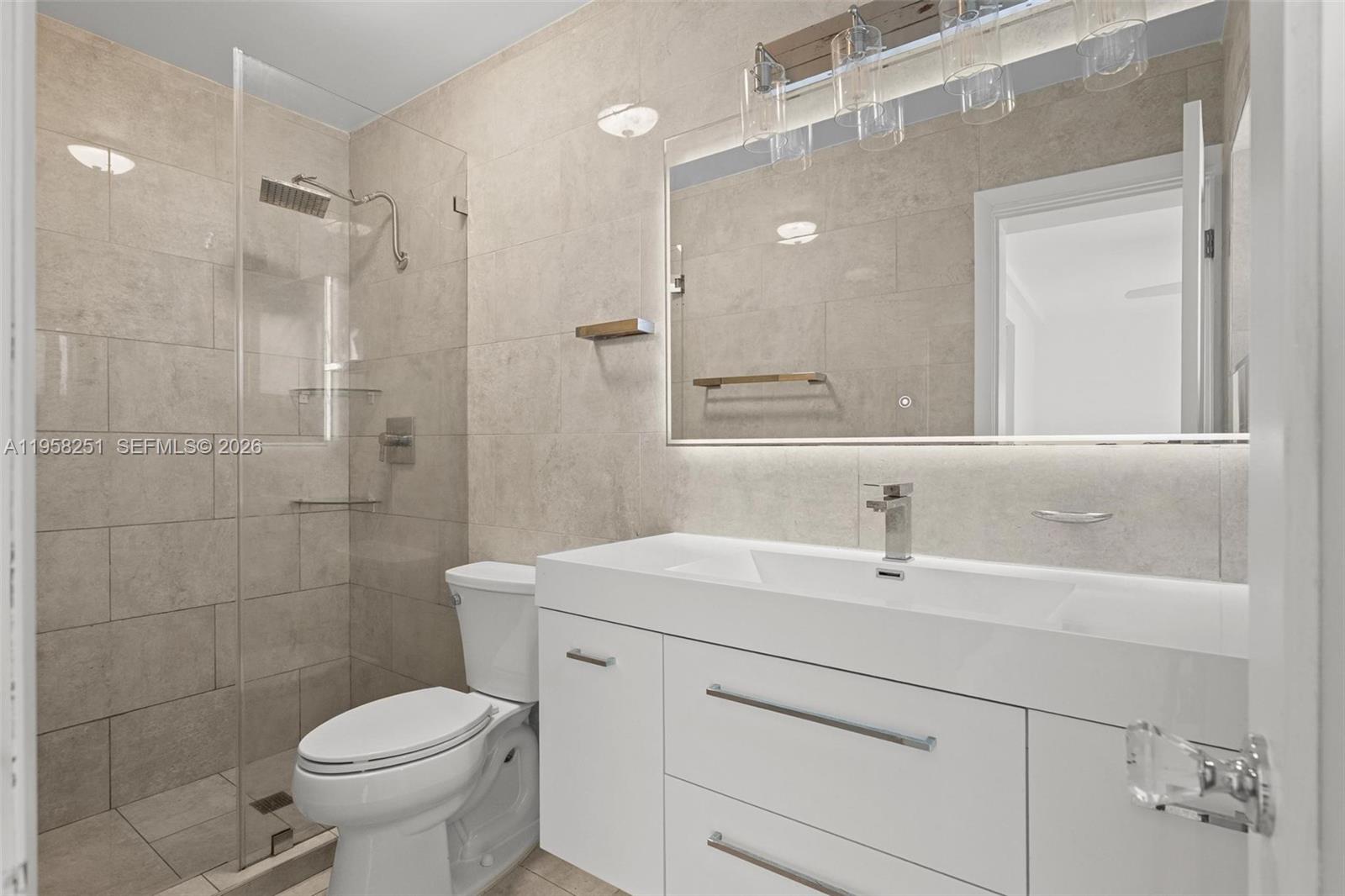 1781 SW 24th St Miami, FL 33145