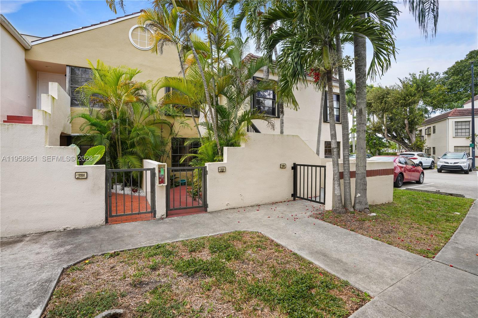 12930 SW 88th Ter #A-104 Miami, FL 33186