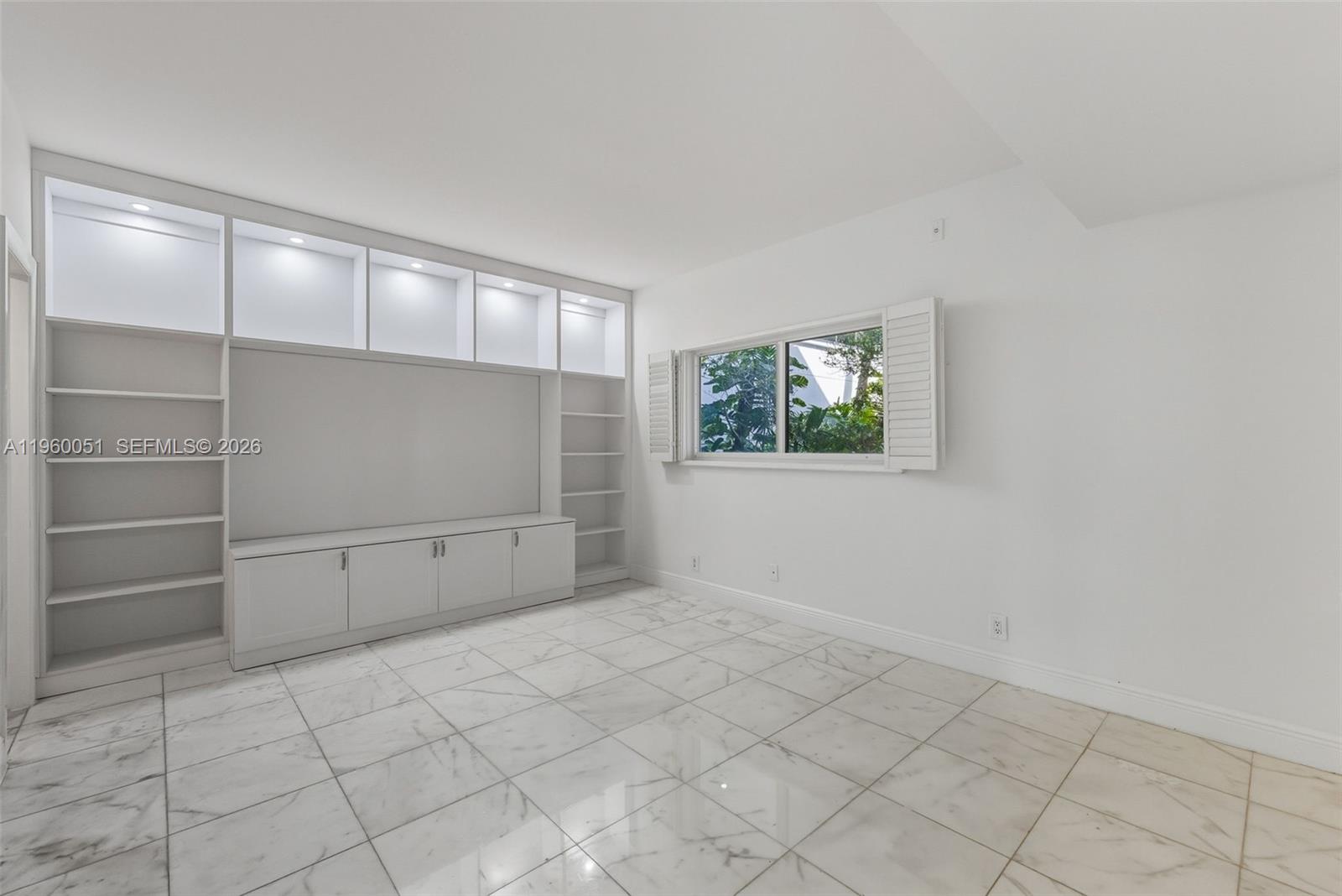 1 Harbour Way #108 Bal Harbour, FL 33154