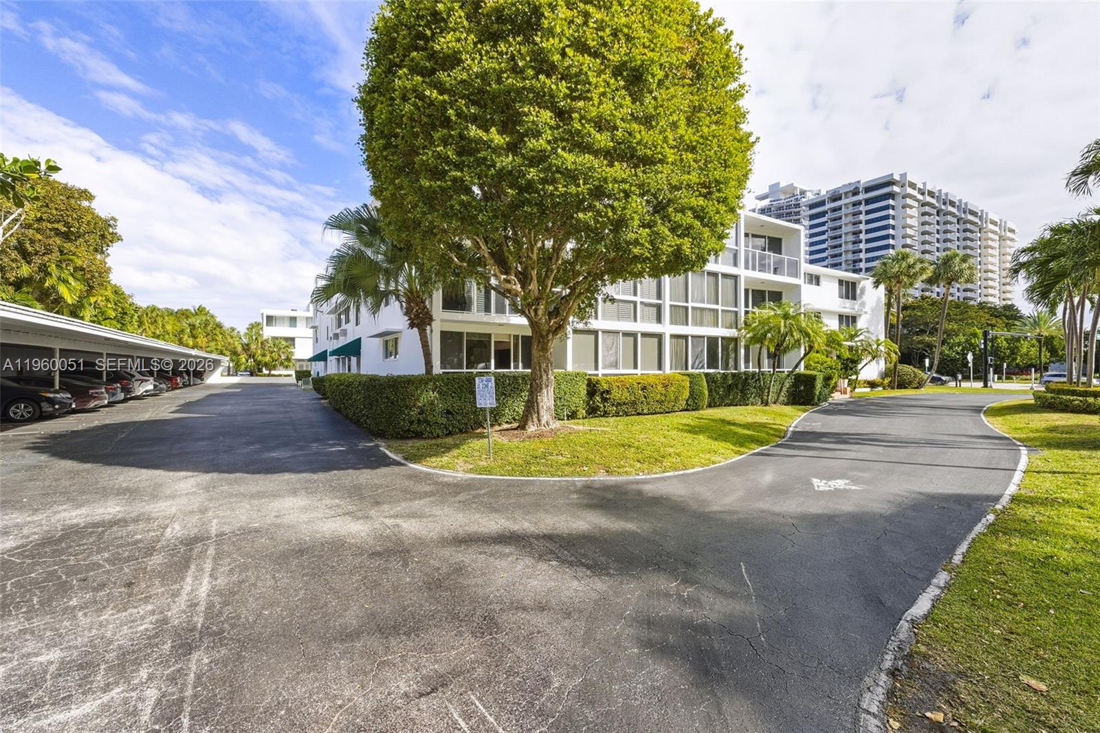 1 Harbour Way #108 Bal Harbour, FL 33154