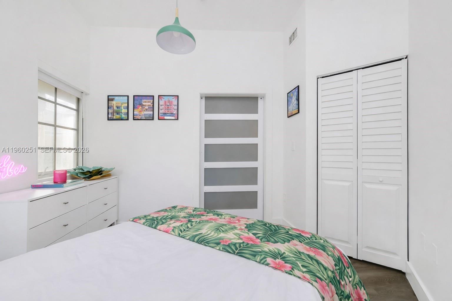 2129 Washington Ave #205 Miami Beach, FL 33139