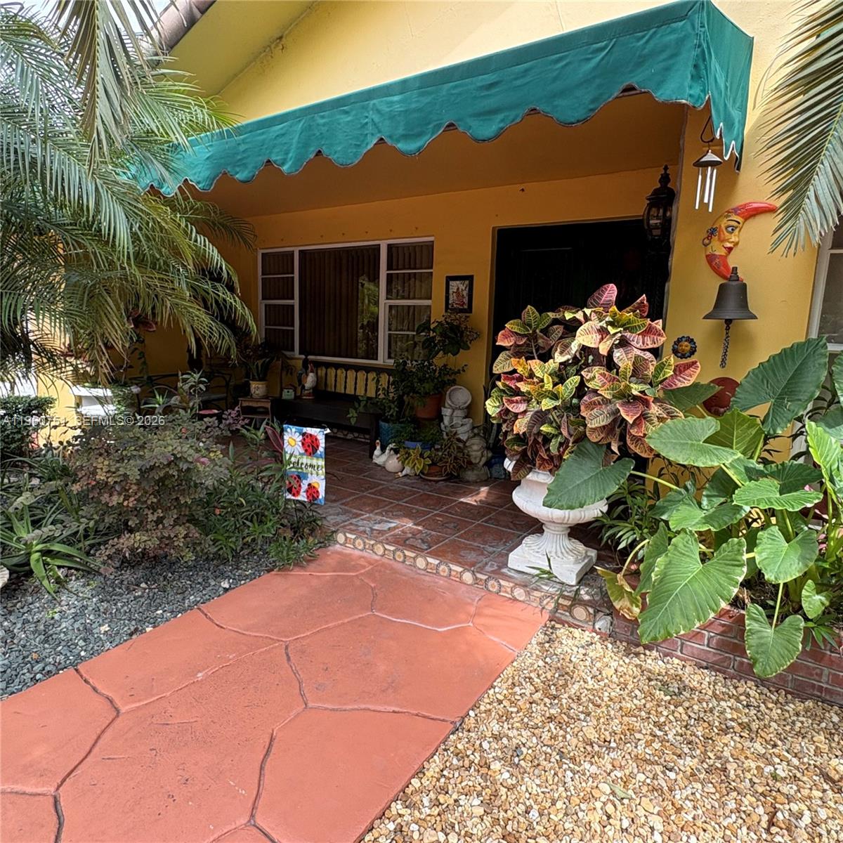 101 S Royal Poinciana Blvd Miami Springs, FL 33166