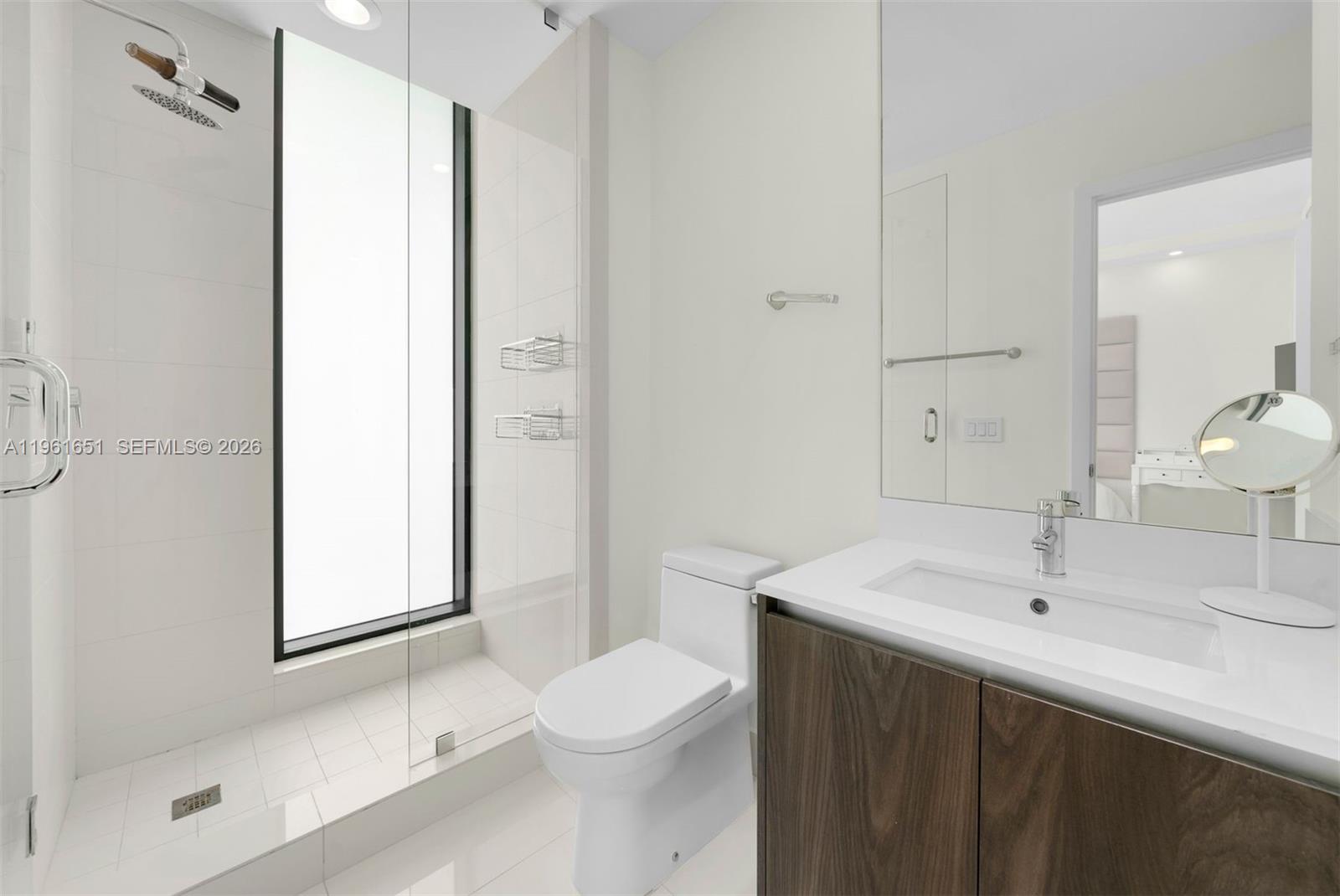 480 NE 31st St #3401 Miami, FL 33137