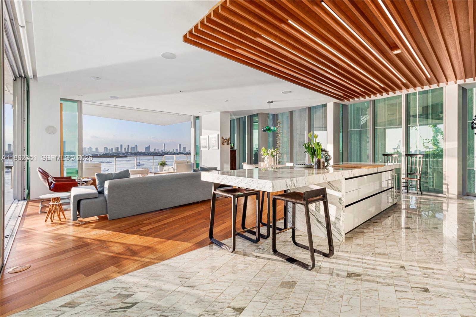 image Monad Terrace1