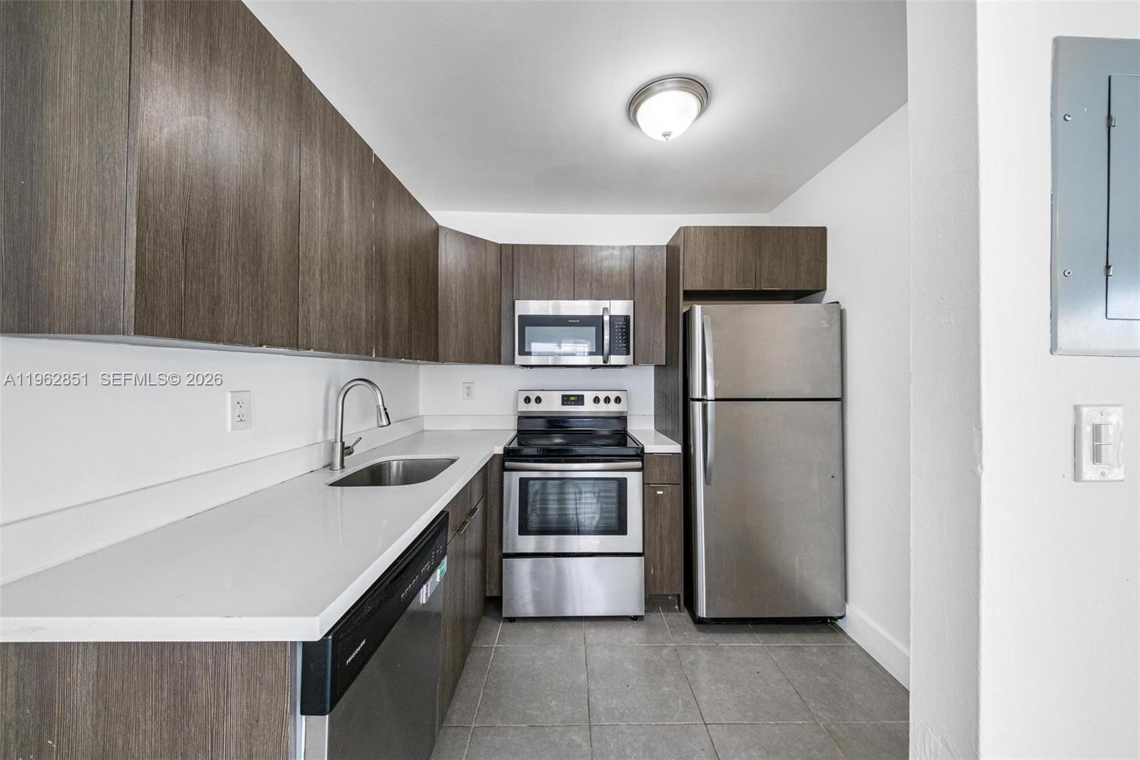 740 81st St #2 Miami Beach, FL 33141